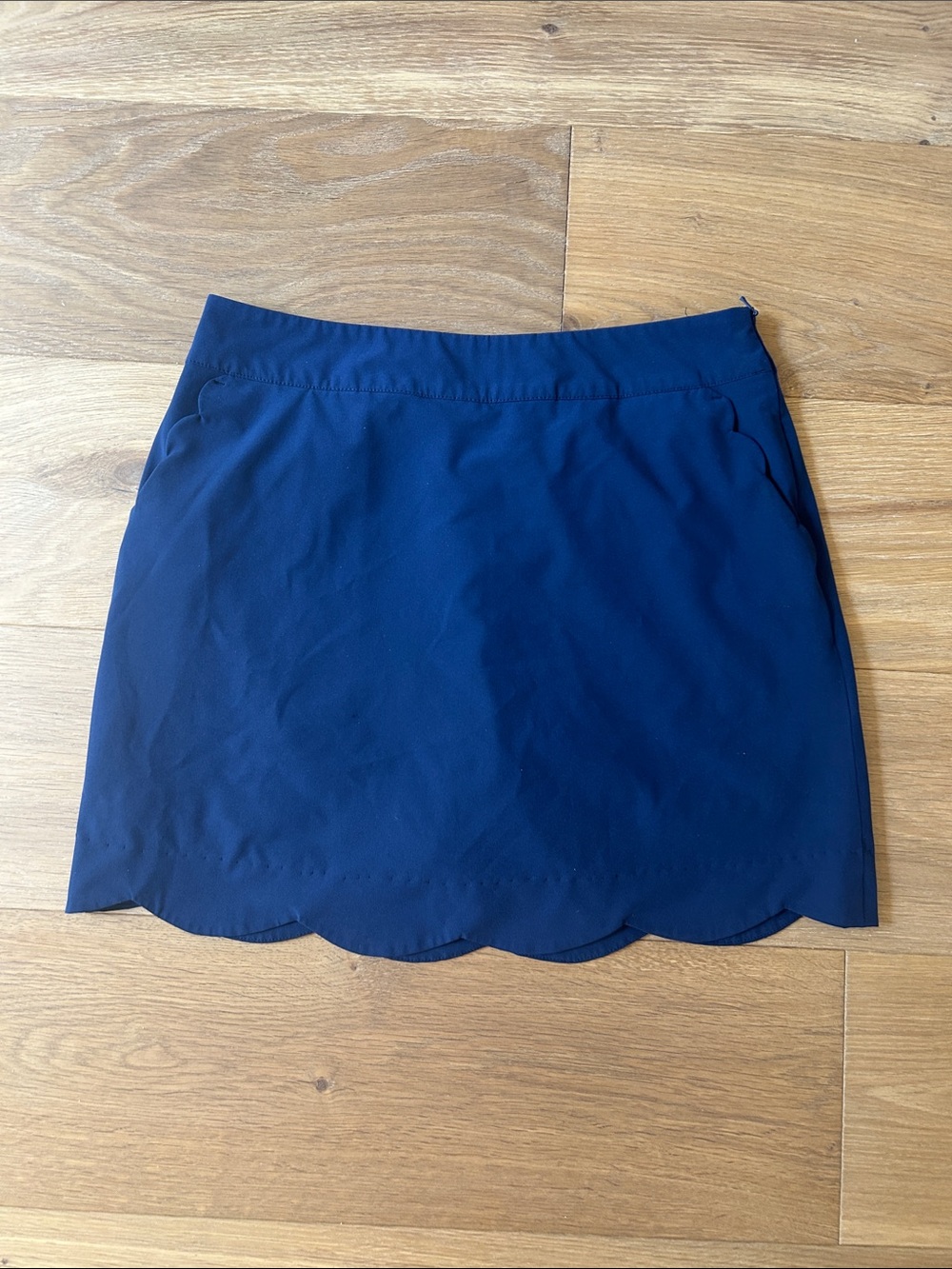 Vineyard Vines Navy Scalloped Hem Skirt Like New Size 6